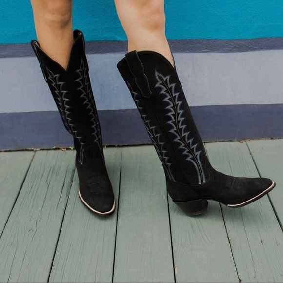 ISO—-CITY Brand Boots, The Northside Style. Looking to buy not sell. Size 6.5 - Picture 4 of 5